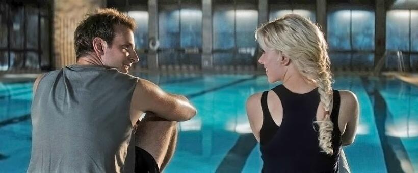 Bradley Cooper as Ben and Scarlett Johansson as Anna in "He's Just Not That Into You."