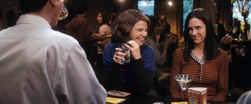 Ginnifer Goodwin as Gigi and Jennifer Connelly as Janine in "He's Just Not That Into You."