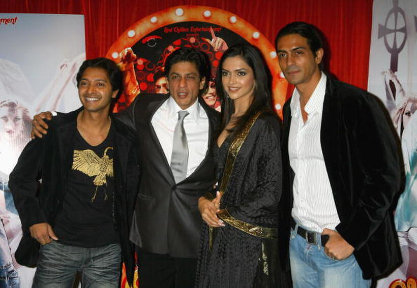 Actors Shreyas Talpade, Shah Rukh Khan, Deepika Padukone and Arjun Rampal at a London photocall for "Om Shanti Om."