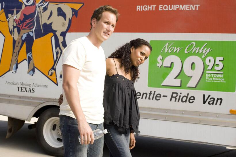 Patrick Wilson as Chris Mattson and Kerry Washington as Lisa Mattson in "Lakeview Terrace."