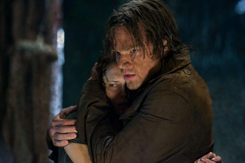 Jared Padalecki as Clay and Amanda Righetti as Whitney in "Friday the 13th."