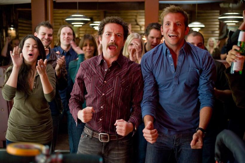Danny Masterson as Rooney and Bradley Cooper as Peter in "Yes Man."