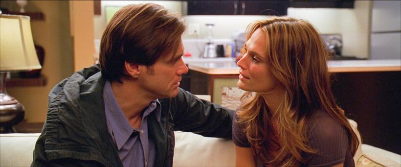 Jim Carrey as Carl and Molly Sims as Stephanie in "Yes Man."