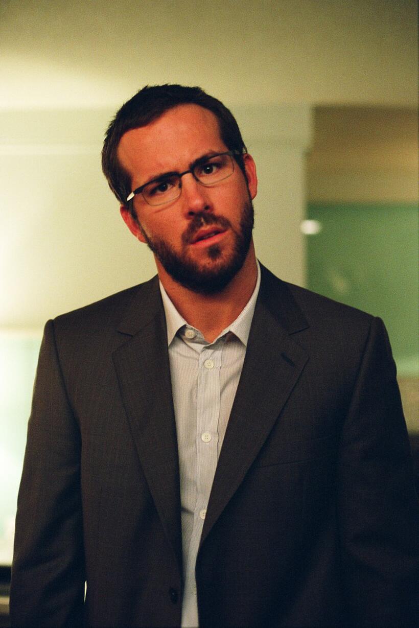 Ryan Reynolds as Frank Allen in "Chaos Theory."