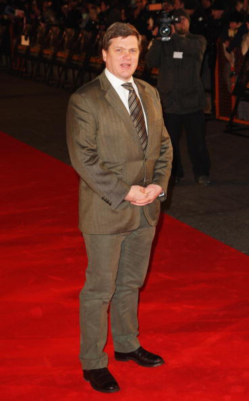 Ray Mears at the red carpet of the European premiere of "Defiance."