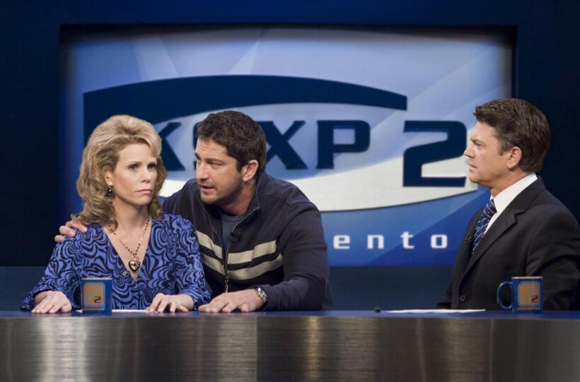 Cheryl Hines, Gerard Butler and John Michael Higgins in "The Ugly Truth."