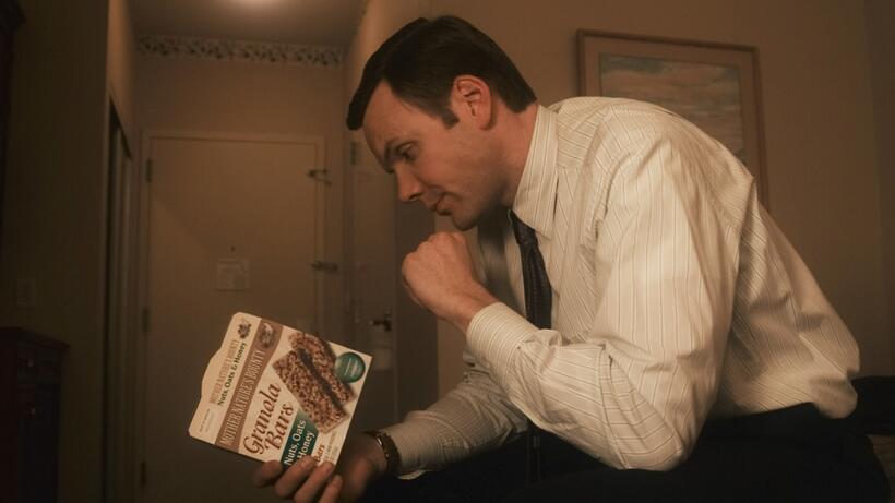 Joel McHale as FBI Special Agent Bob Herndon in "The Informant!"