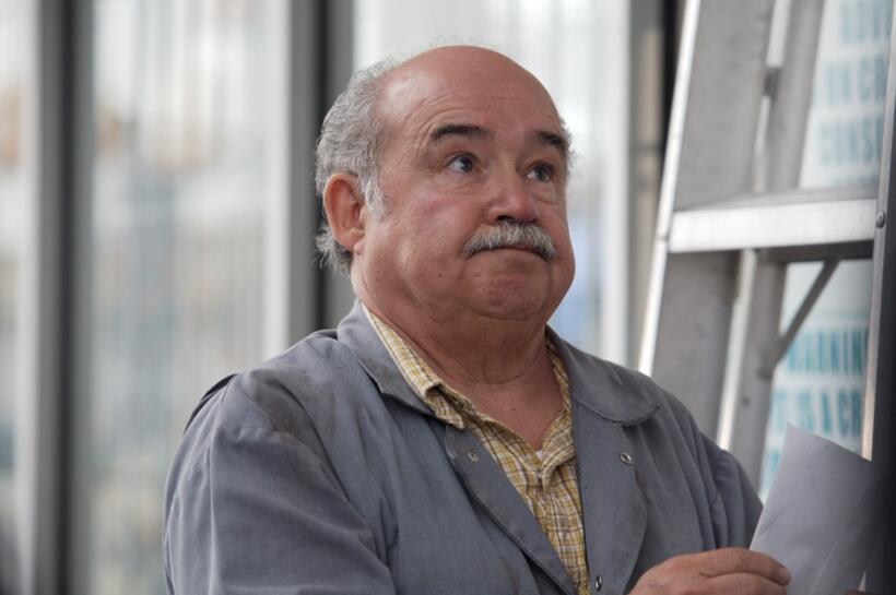 Everett Sifuentes as Mr Vargas in "Exit Speed."