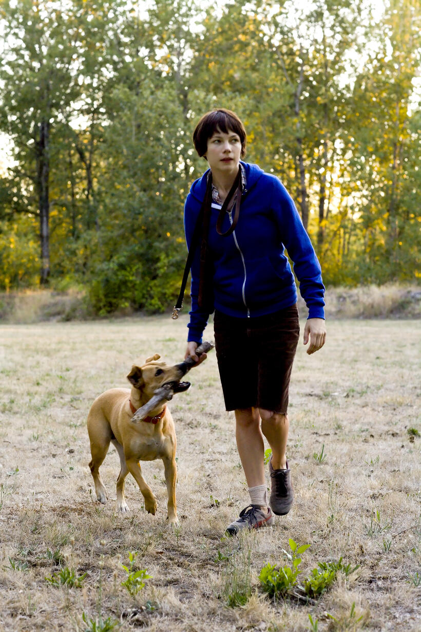 Michelle Williams and Lucy in "Wendy and Lucy"
