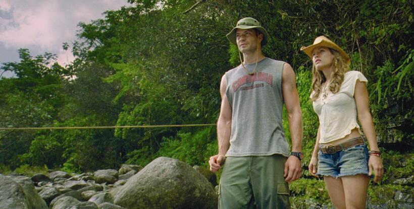 Timothy Olyphant as Nick and Kiele Sanchez as Gina in "A Perfect Getaway."