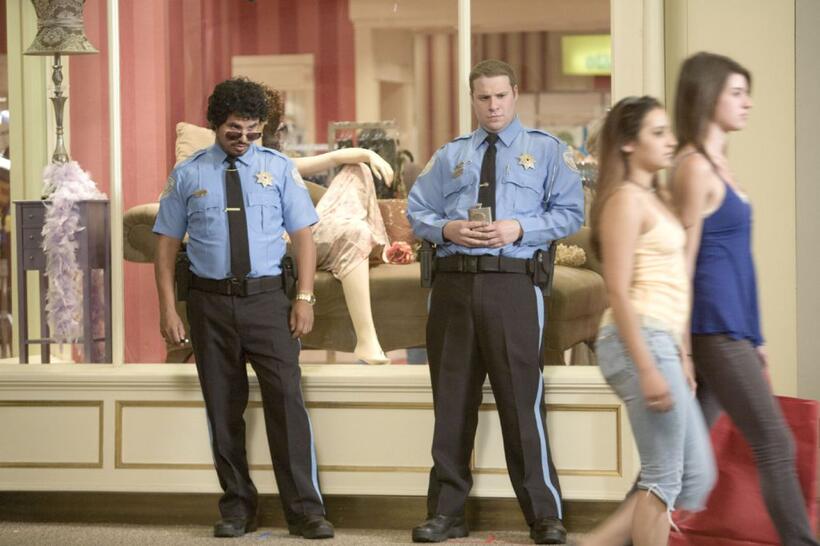 Michael Pena as Dennis and Seth Rogen as Ronnie in "Observe and Report."