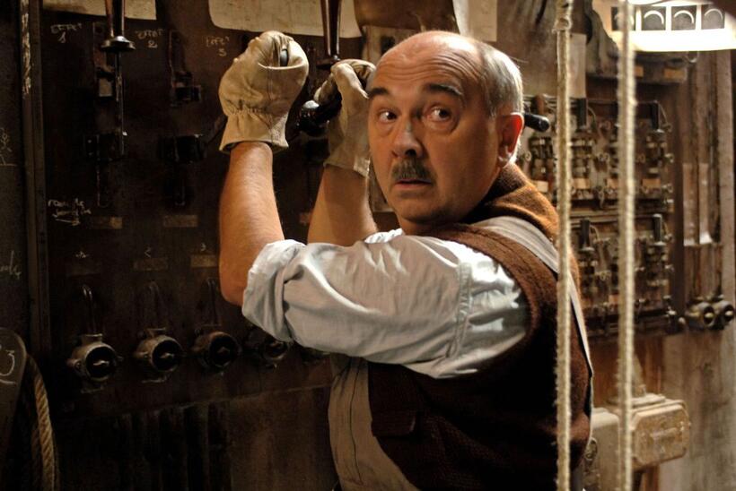 Gerard Jugnot as Pigoil in "Paris 36."