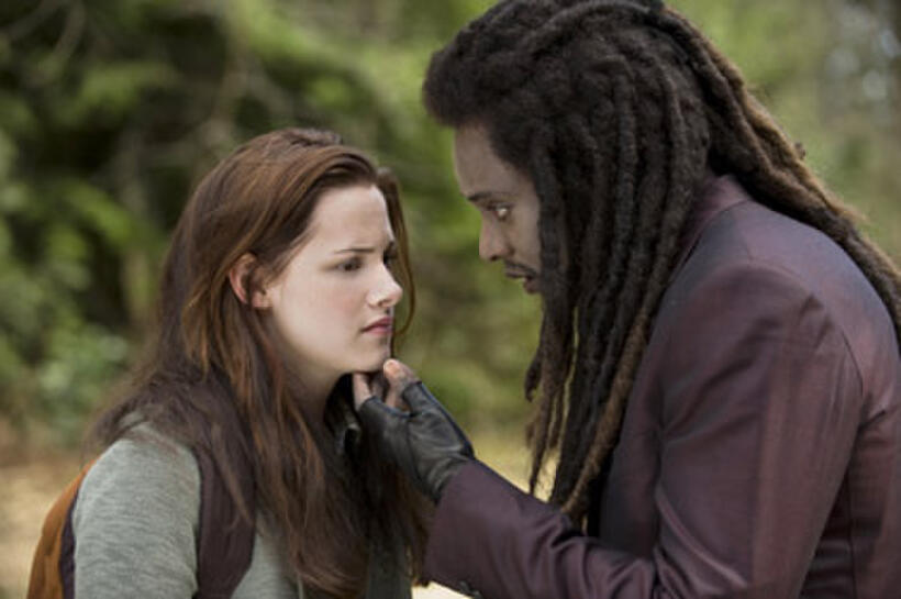 Kristen Stewart and Edi Gathegi in "New Moon."