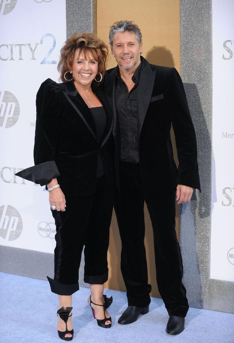 Lynette Ryan and Max Ryan at the New York premiere of "Sex and the City 2."