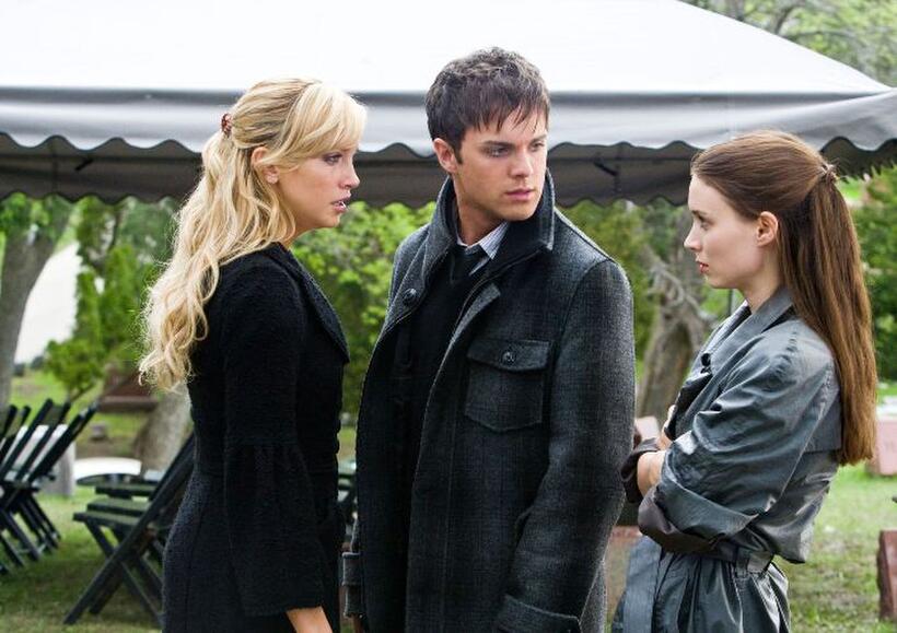 Katie Cassidy as Kris, Thomas Dekker as Jesse and Rooney Mara as Nancy in "A Nightmare on Elm Street."