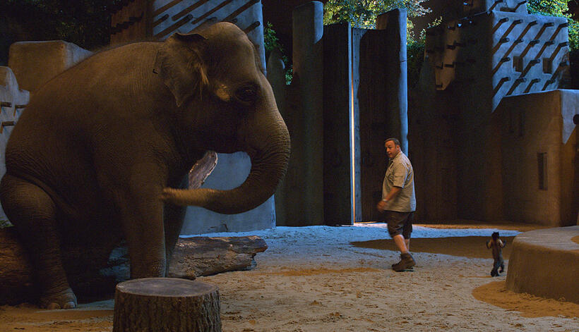 Kevin James in "The Zookeeper."