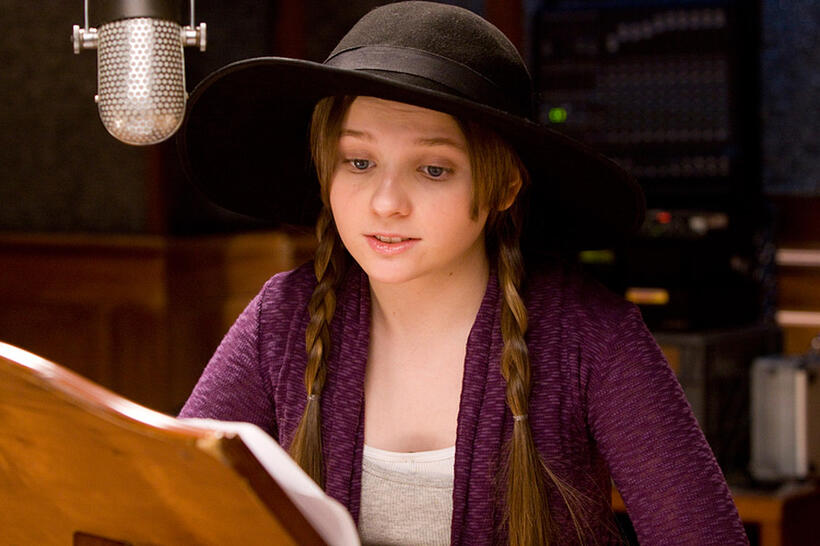 Abigail Breslin on the set of "Rango."