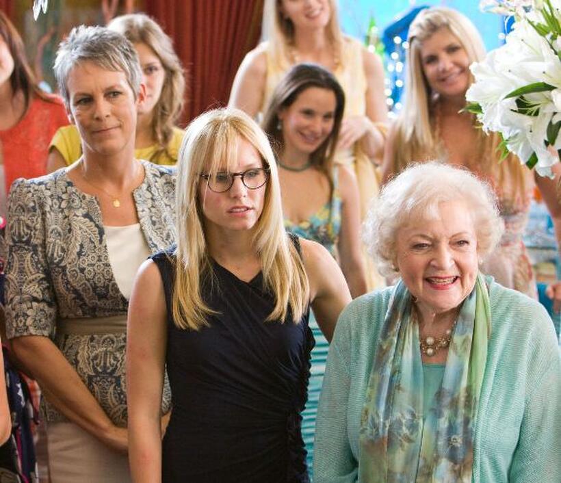 Jamie Lee Curtis, Kristen Bell and Betty White in "You Again."