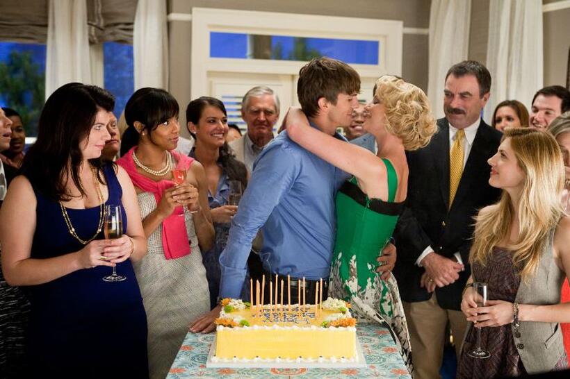 Casey Wilson as Kristen, LeToya Luckett as Amanda, Ashton Kutcher as Spencer, Katherine Heigl as Jen, Tom Selleck as Mr. Kornfeldt and Katheryn Winnick as Vivian in "Killers."