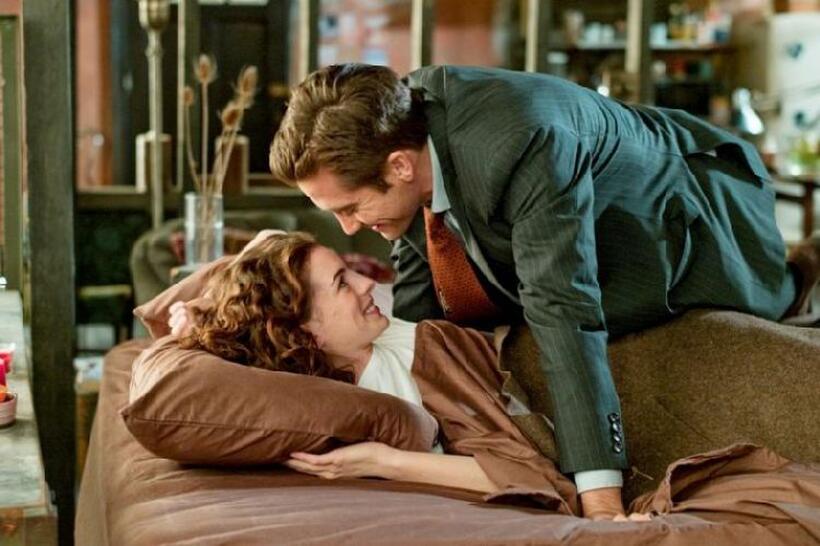 Anne Hathaway as Maggie and Jake Gyllenhaal as Jamie Randall in "Love and Other Drugs."