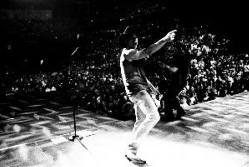 A scene from "Kenny Chesney: Summer in 3D."