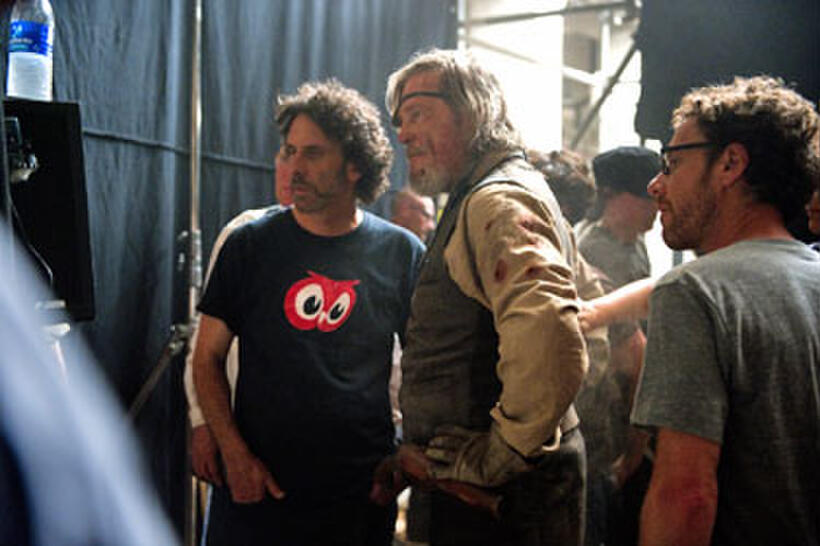 Jeff Bridges with directors Joel and Ethan Coen