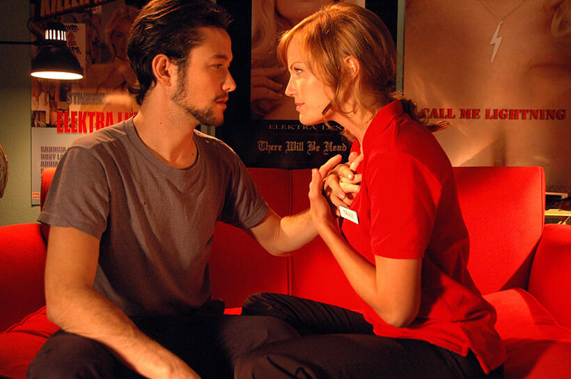 Joseph Gordon-Levitt as Bert Rodriguez and Malin Akerman as Trixie in "Elektra Luxx."