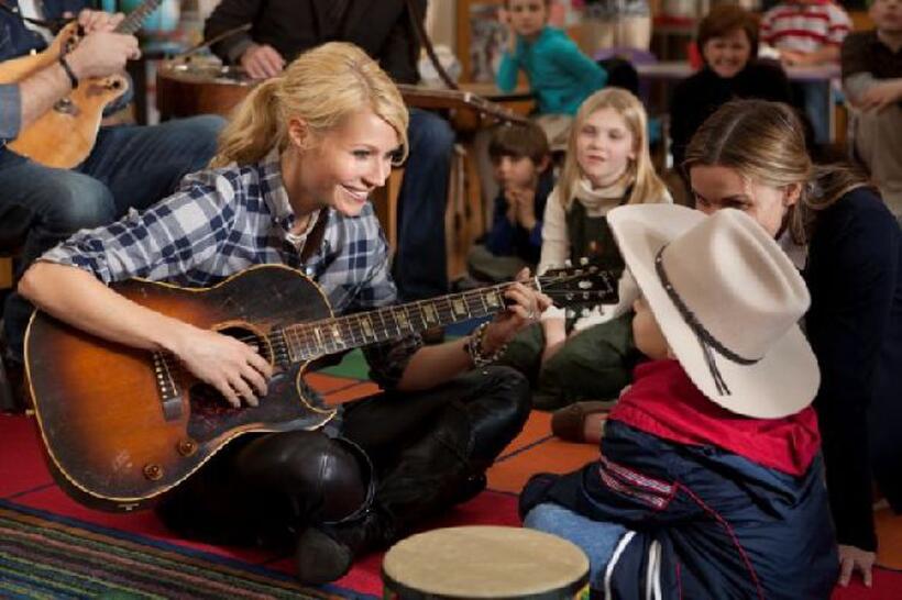 Gwyneth Paltrow as Kelly, Gabe Sipos as Travis and Lisa Stewart as Travis's mom in "Country Strong."