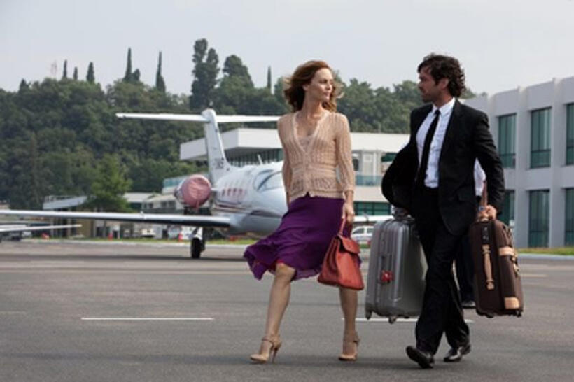 Ramoin Duris and Vanessa Paradis in "Heartbreaker"