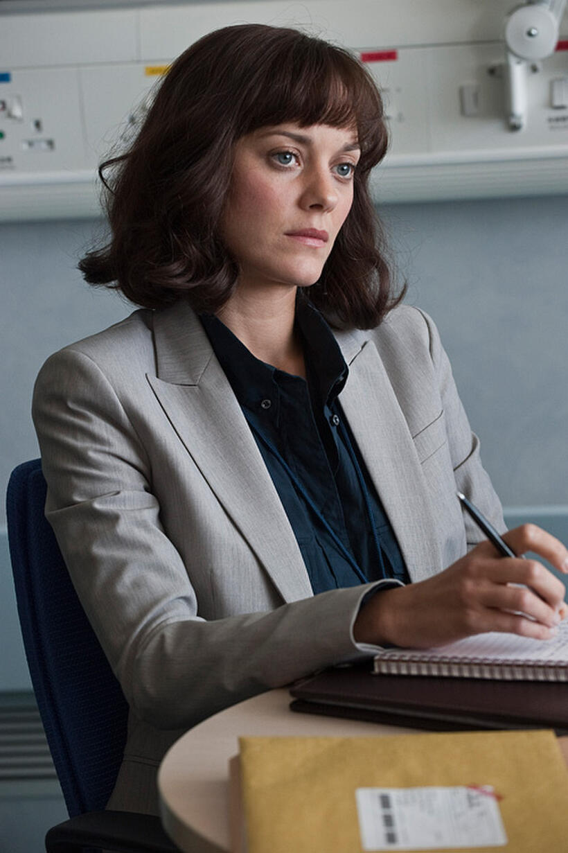 Marion Cotillard as Dr. Leonora Orantes in "Contagion."