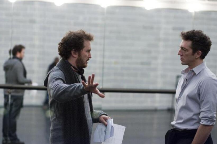 Director Darren Aronofsky and Vincent Cassel on the set of "Black Swan."
