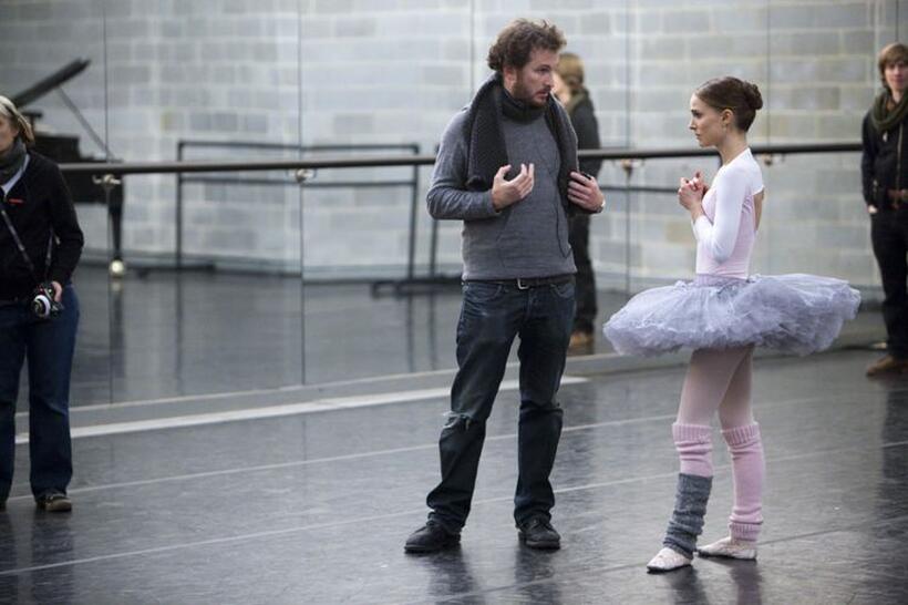 Director Darren Aronofsky and Natalie Portman on the set of "Black Swan."