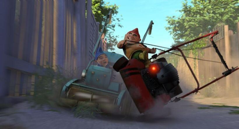 Gnomeo and Tybalt in "Gnomeo and Juliet."