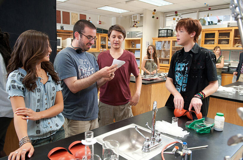 Danielle Campbell, director Joe Nussbaum, Nolan Sotillo and Cameron Monaghan on the set of "Prom."