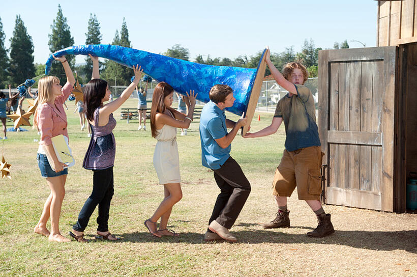 Aimee Teegarden, Janelle Ortiz, Yin Chang, Jonathan Keltz and Joe Adler in "Prom."