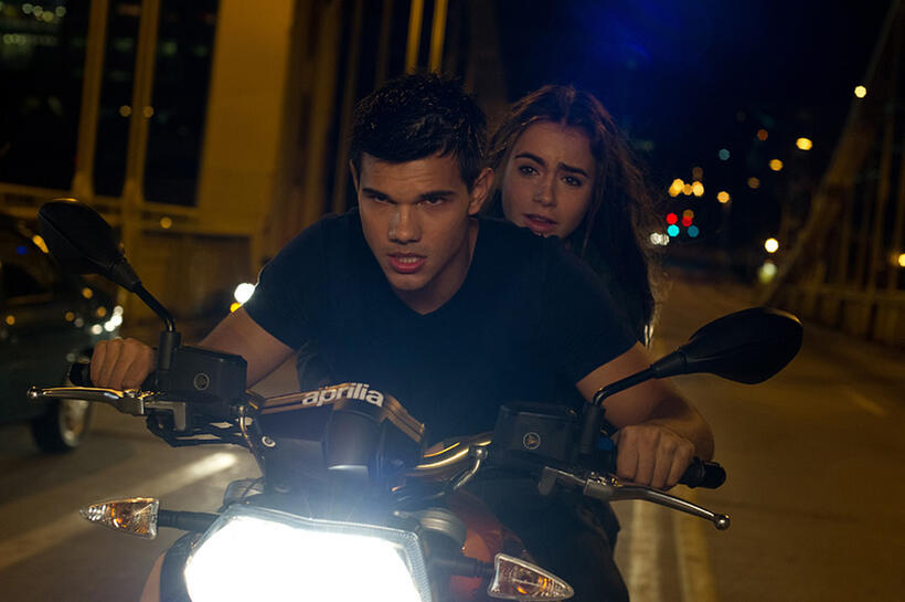 Taylor Lautner as Nathan and Lily Collins as Karen in "Abduction."