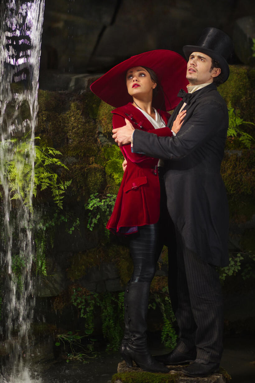 Mila Kunis and James Franco in "Oz: The Great and Powerful."