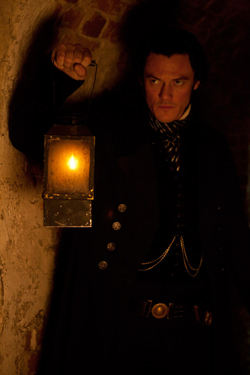 Luke Evans in "The Raven."
