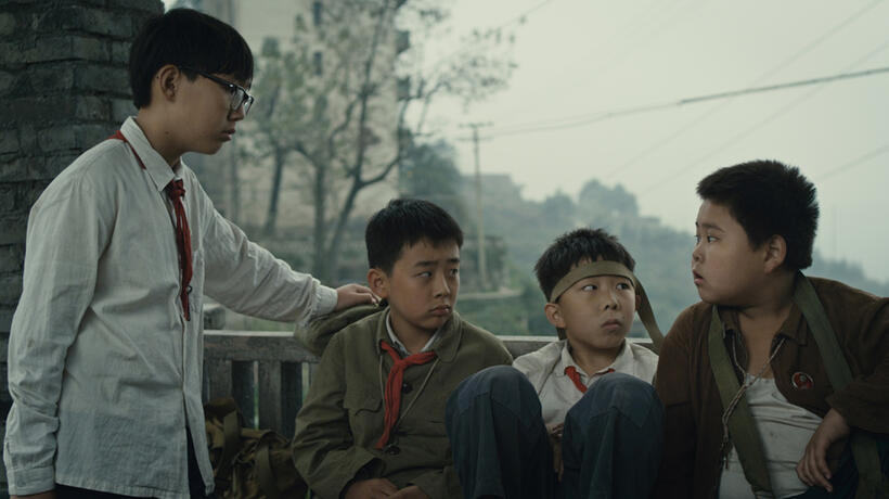 A scene from "11 Flowers."