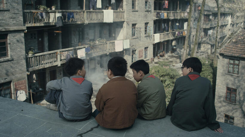 A scene from "11 Flowers."