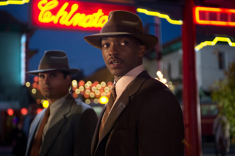 Michael Pena as Navidad Ramirez and Anthony Mackie as Coleman Harris in "Gangster Squad."