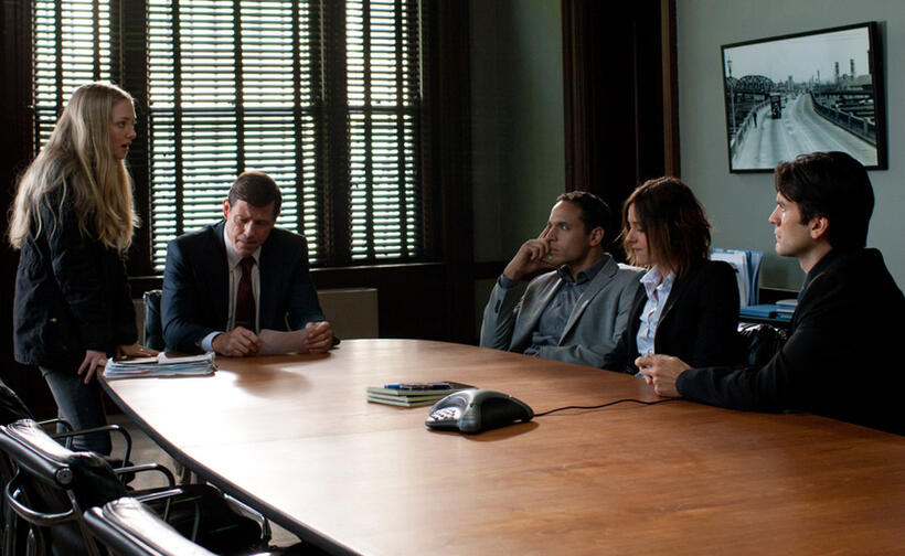 Amanda Seyfried, Michael Pare, Daniel Sunjata, Katherine Moennig and Wes Bentley in "Gone."