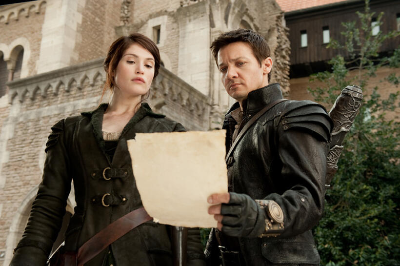 Gemma Arterton as Gretel and Jeremy Renner as Hansel in "Hansel and Gretel: Witch Hunters."