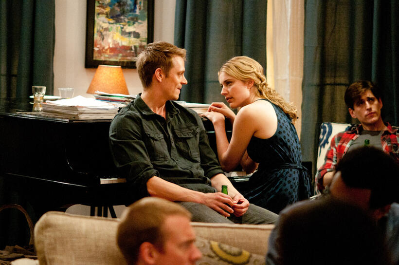 Joel Kinnaman as Luke and Greta Gerwig as Lola in "Lola Versus."