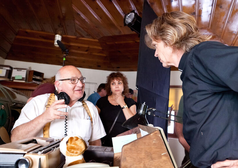 Director Ben Lewin and William H. Macy on the set of "The Sessions."