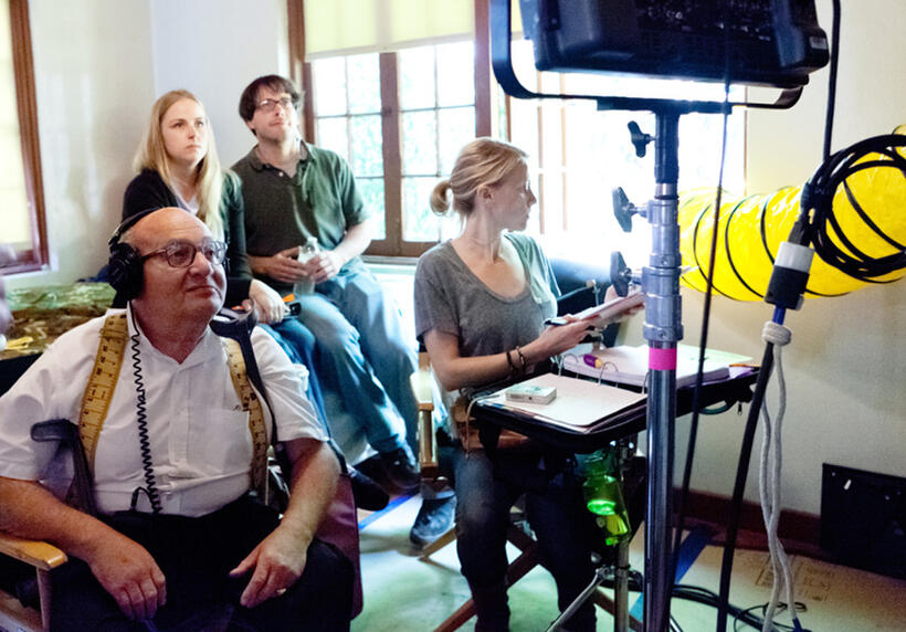 Director Ben Lewin on the set of "The Sessions."