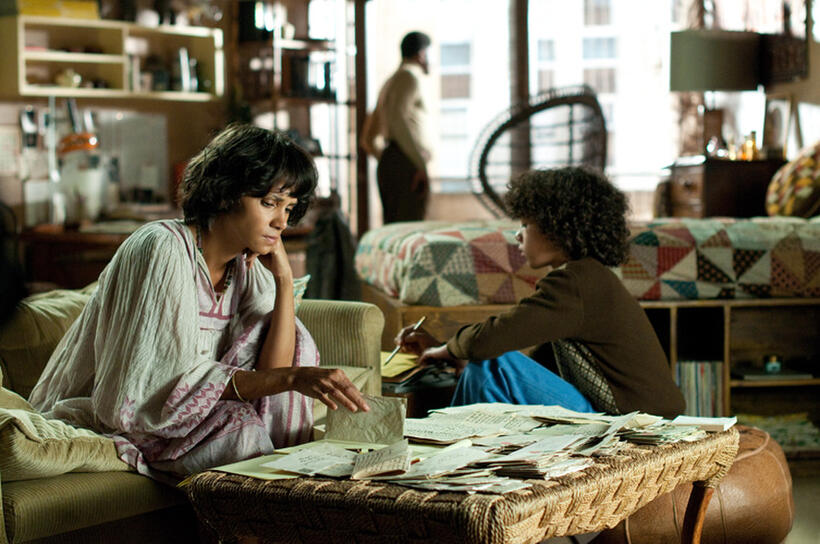 Halle Berry as Luisa Rey, Keith David as Napier and Brody Lee as Javier Gomez in "Cloud Atlas."