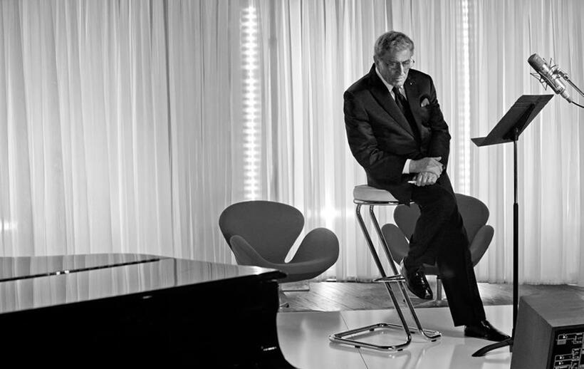 Tony Bennett on the set of "The Zen of Bennett."