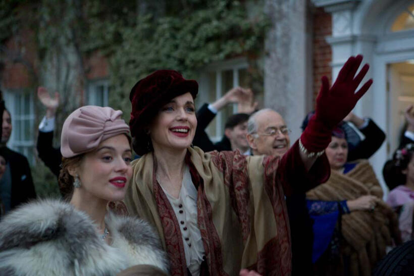 Elizabeth McGovern as Mrs. Thatchum in "Cheerful Weather for the Wedding."