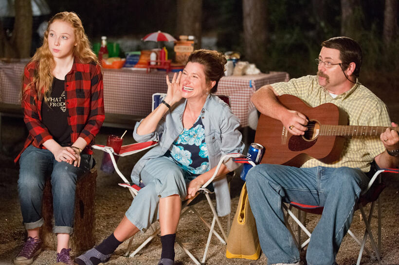 Molly Quinn as Melissa Fitzgerald, Kathryn Hahn as Edie Fitzgerald and Nick Offerman as Don Fitzgerald in "We're the Millers."